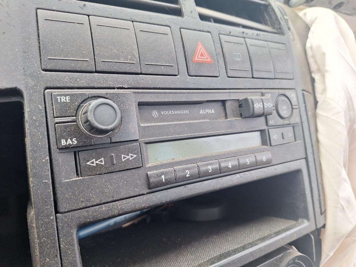 Radio casetofon ALPHA VOLKSWAGEN POLO 9N_ 2001 - 2012 1.4 16V AUA, BBY, BKY