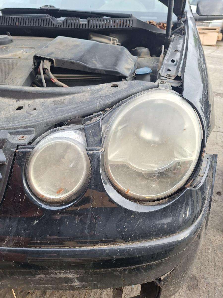 Far stanga VOLKSWAGEN POLO 9N_ 2001 - 2012 1.4 16V AUA, BBY, BKY