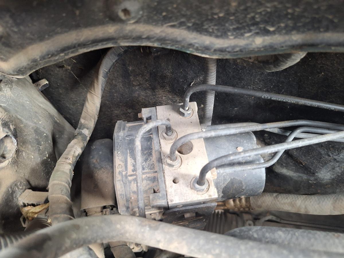 Pompa ABS VOLKSWAGEN POLO 9N_ 2001 - 2012 1.4 16V AUA, BBY, BKY 6Q0614117E 6Q0907379G