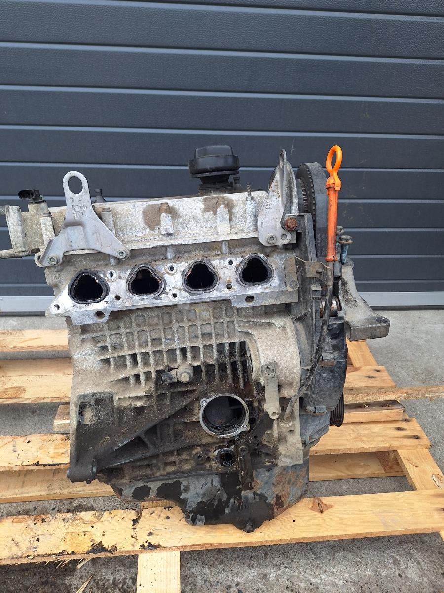 Motor 1.4 CGG CGGA VOLKSWAGEN GOLF VI 5K1 2008 - 2013