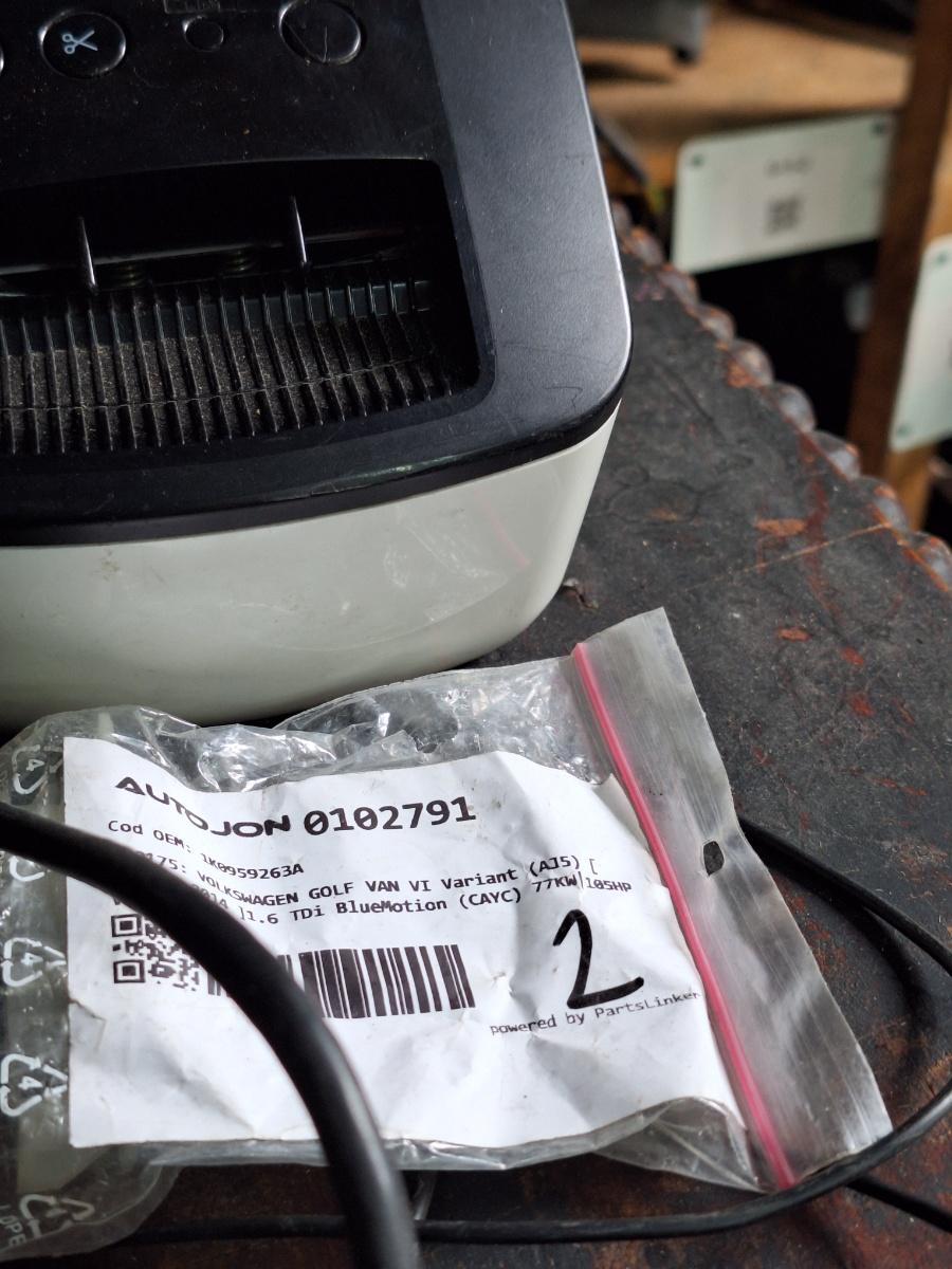 Fuzeta dreapta spate VOLKSWAGEN POLO 9N_ 2001 - 2012 1.2 12V AZQ, BME 0102791