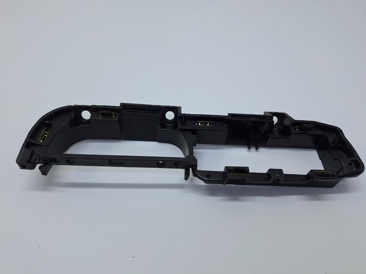 Maner interior portiera fata stanga VOLKSWAGEN GOLF IV Variant 1J5 1999 - 2006 1.9 TDI ATD, AXR 1J1867179A