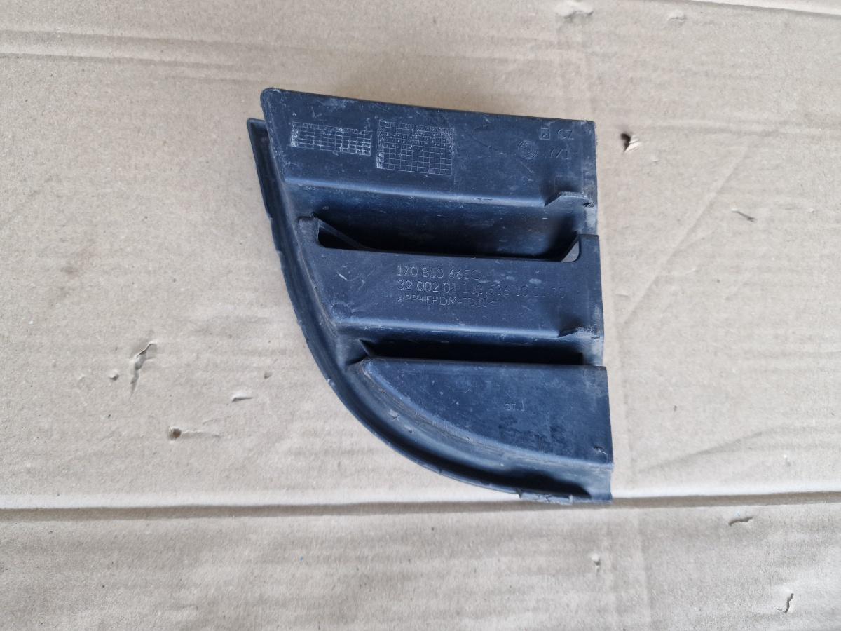 Grila din bara fata stanga SKODA OCTAVIA 1Z3 2004 - 2013 2.0 TDI 16V BKD, CFHC, CLCB 1Z0853665C