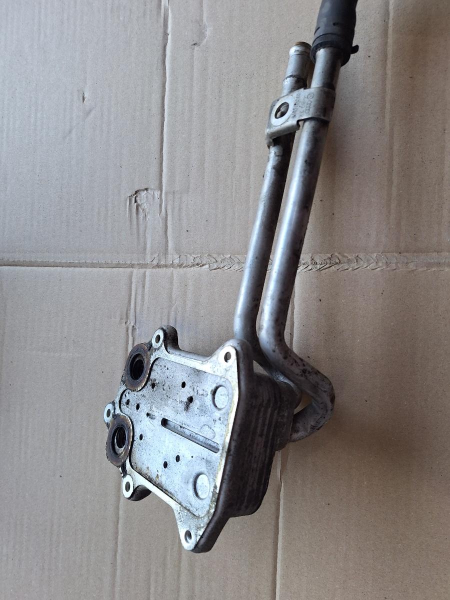 Racitor ulei VOLKSWAGEN GOLF VI 5K1 2008 - 2013 1.4 TSI CAXA 03C117021J