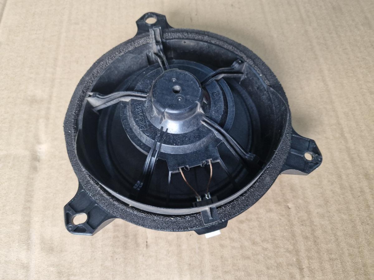 Difuzor portiera dreapta fata TOYOTA COROLLA _E21_ 2018 -> 1.8 Hybrid 2ZR-FXE 86160-02B80