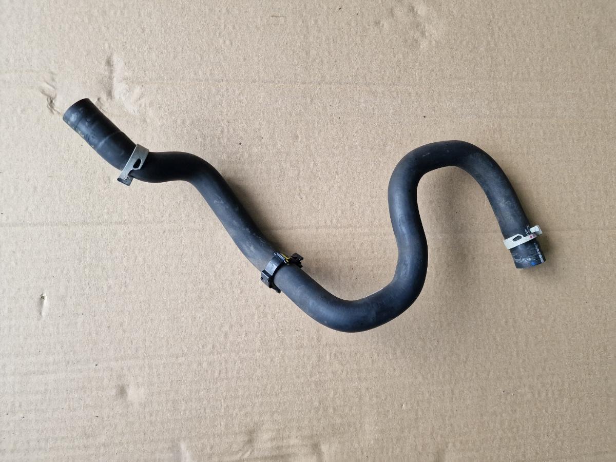 Furtun apa TOYOTA COROLLA _E21_ 2018 -> 1.8 Hybrid 2ZR-FXE 2A-F4010-D