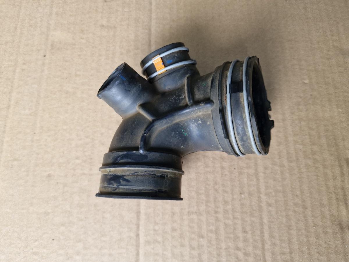 Furtun clapeta admisie aer TOYOTA COROLLA _E21_ 2018 -> 1.8 Hybrid 2ZR-FXE 17881-0T440 17880-0T440