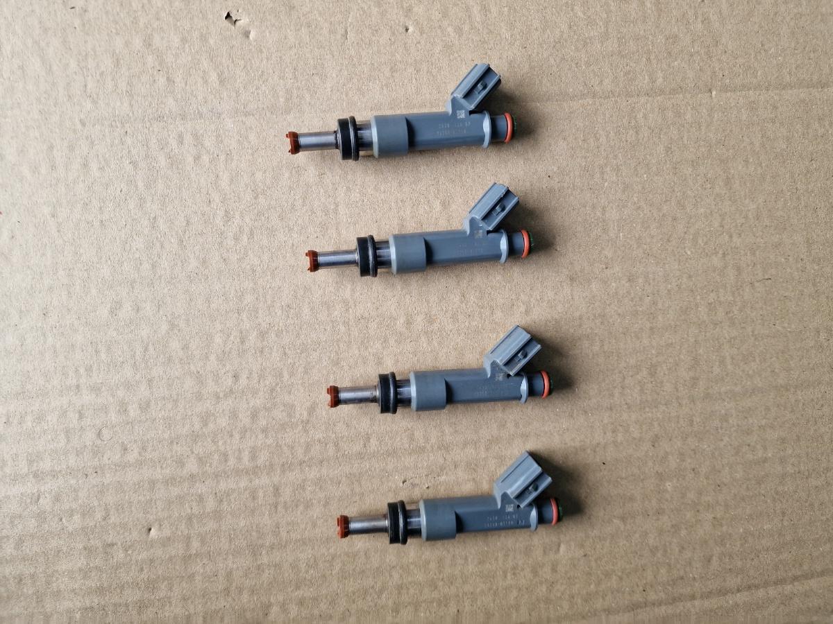 Set injectoare combustibil TOYOTA COROLLA _E21_ 2018 -> 1.8 Hybrid 2ZR-FXE 263012607 23250-0T110