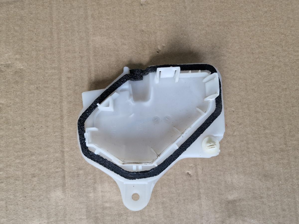 Alte ornamente portiera dreapta spate TOYOTA COROLLA _E21_ 2018 -> 1.8 Hybrid 2ZR-FXE 87964-02020