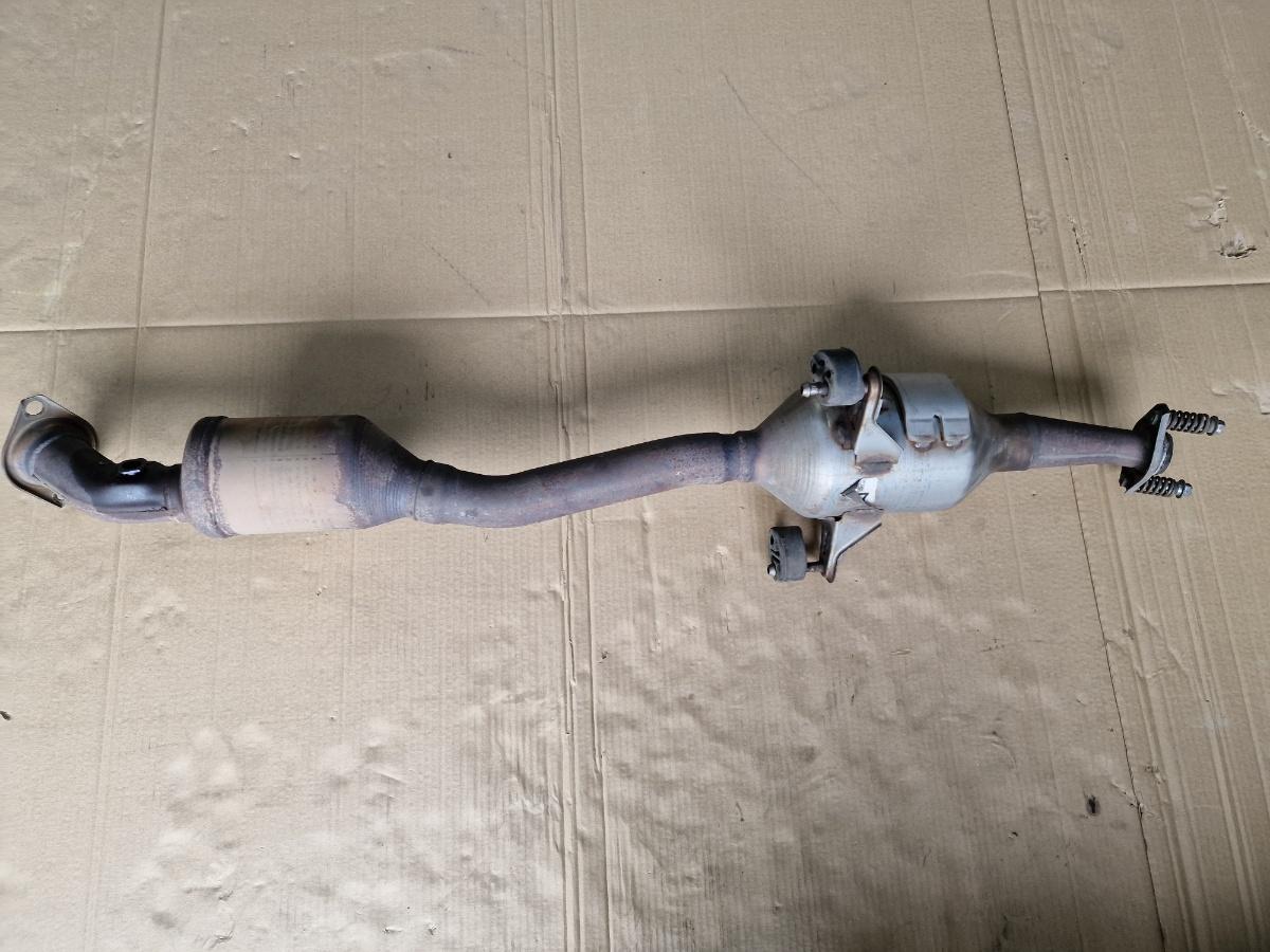 Teava de esapament cu catalizator TOYOTA COROLLA _E21_ 2018 -> 1.8 Hybrid 2ZR-FXE 30T36