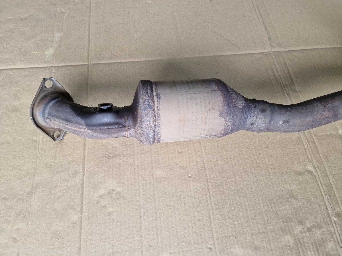 Teava de esapament cu catalizator TOYOTA COROLLA _E21_ 2018 -> 1.8 Hybrid 2ZR-FXE 30T36