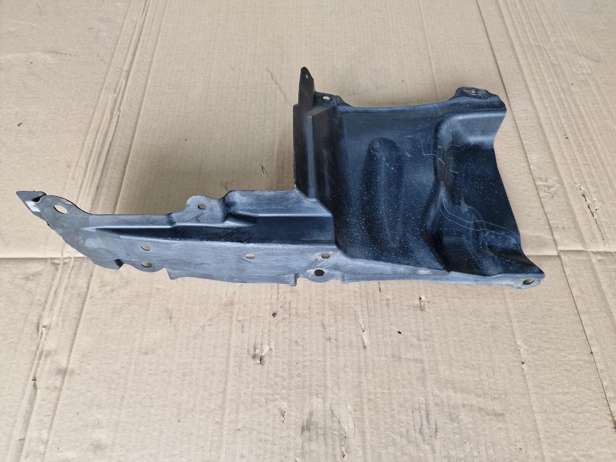 Scut de protectie motor stanga fata TOYOTA COROLLA _E21_ 2018 -> 1.8 Hybrid 2ZR-FXE 51444-02330 51444-02200
