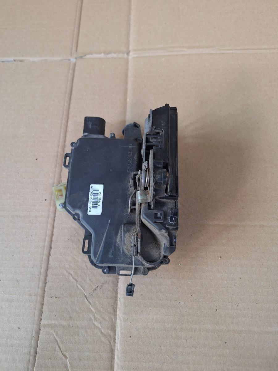 Broasca usa dreapta spate VOLKSWAGEN GOLF IV Variant 1J5 1999 - 2006 1.9 TDI ATD, AXR