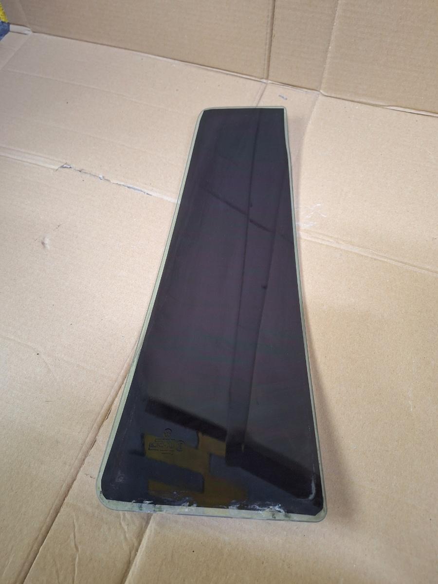 Geam fix portiera stanga spate VOLKSWAGEN GOLF IV Variant 1J5 1999 - 2006 1.9 TDI ATD, AXR