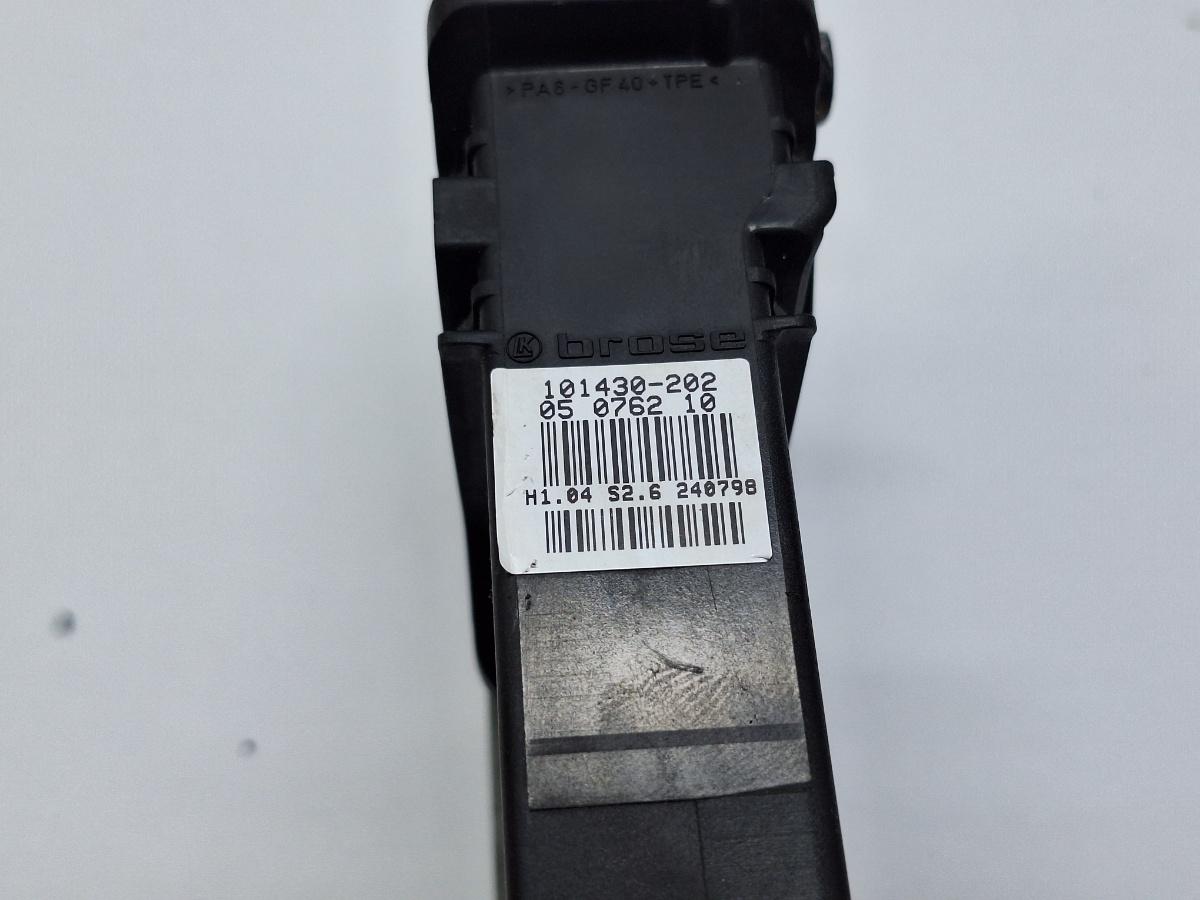 Motoras geam stanga fata VOLKSWAGEN PASSAT 3B3 2000 - 2005 1.9 TDI AVF, AWX 101430202