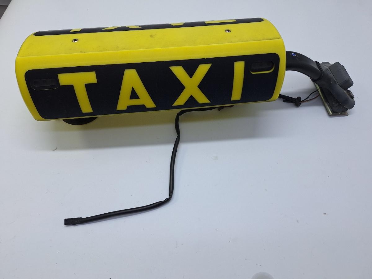 Caseta pentru taxi VOLKSWAGEN CADDY IV Estate SAB, SAJ 2015 -> 2.0 TDI CUUD, DFSD