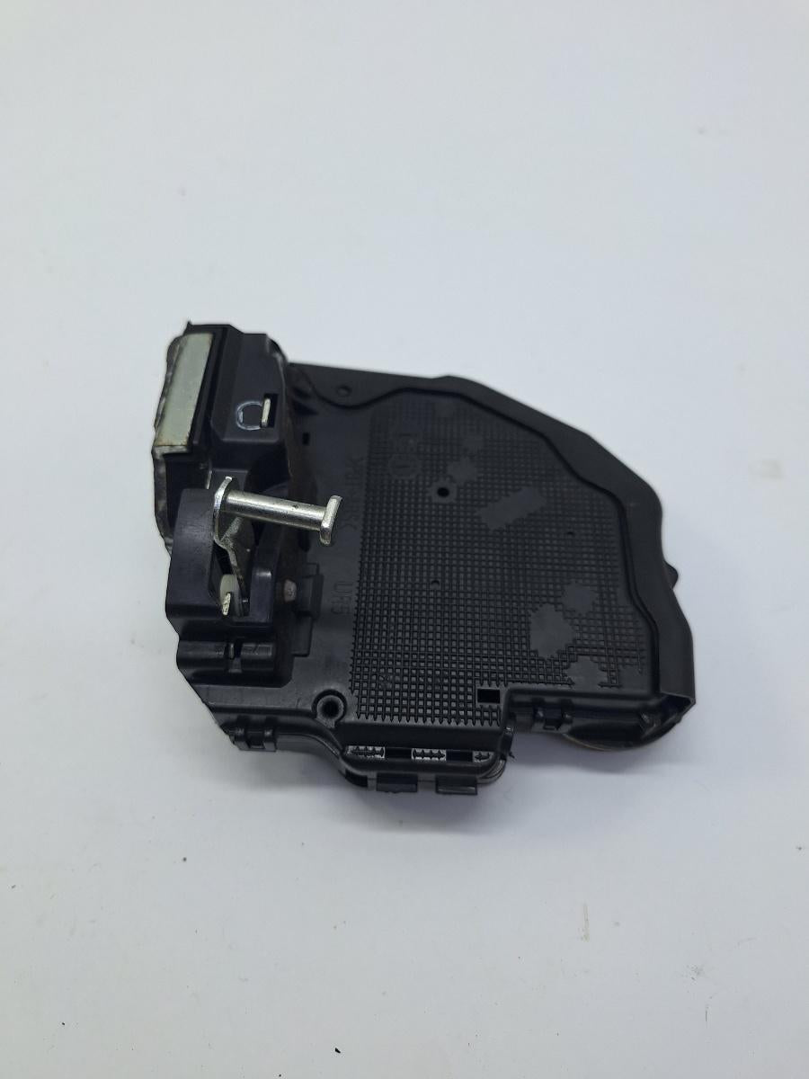 Broasca usa dreapta spate TOYOTA COROLLA _E21_ 2018 -> 1.8 Hybrid 2ZR-FXE 6905002580