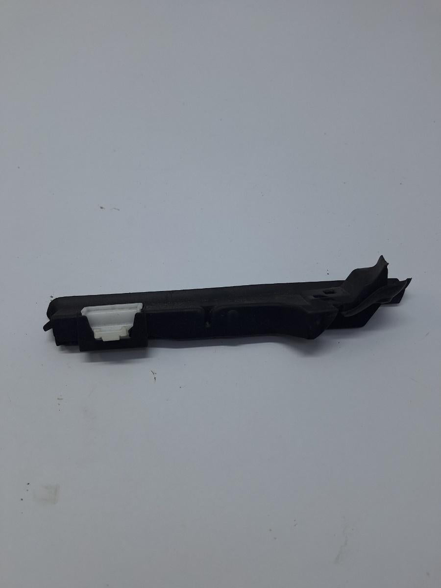 Cheder geam portiera spate dreapta TOYOTA COROLLA _E21_ 2018 -> 1.8 Hybrid 2ZR-FXE 6784302030