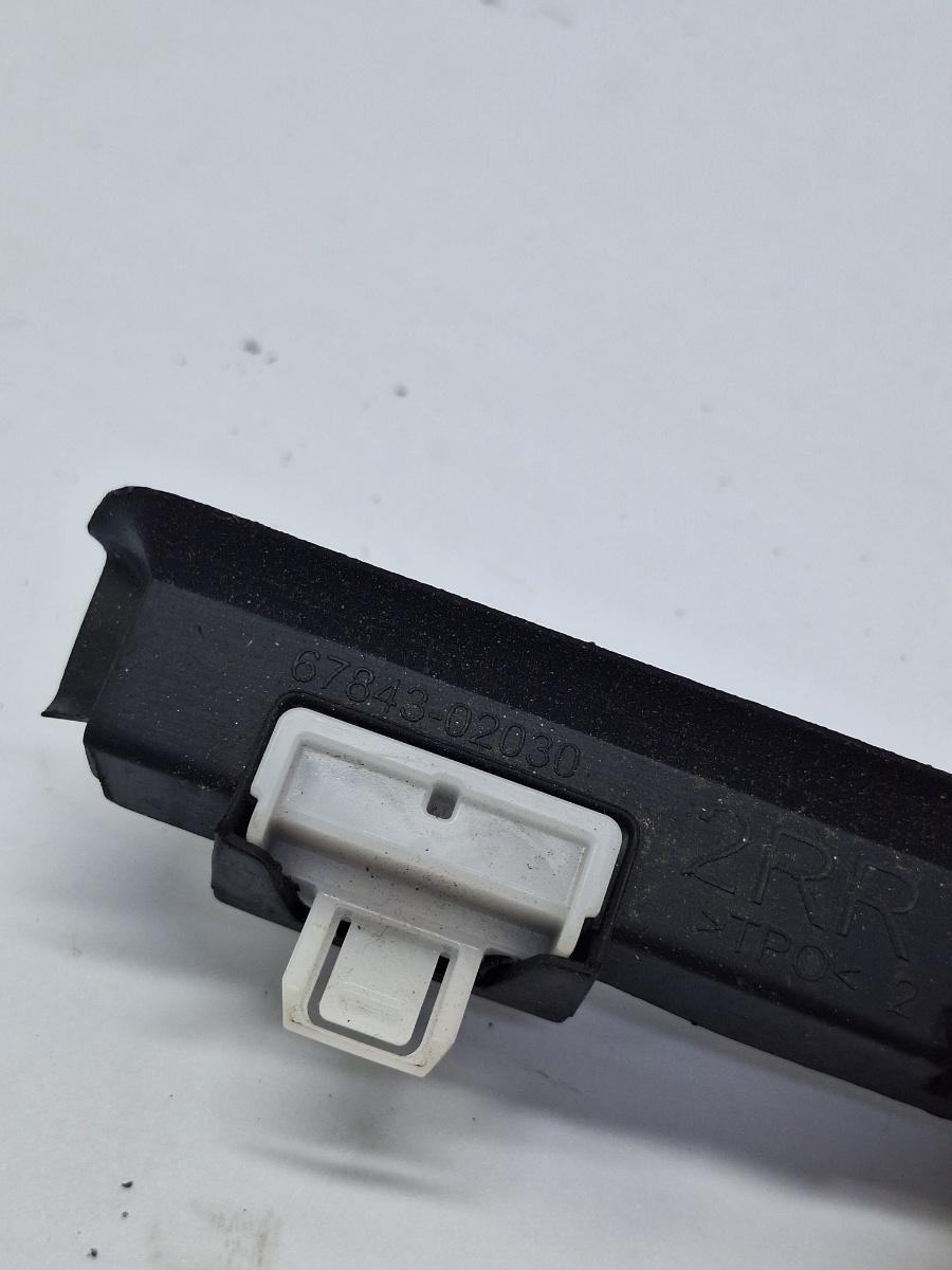 Cheder geam portiera spate dreapta TOYOTA COROLLA _E21_ 2018 -> 1.8 Hybrid 2ZR-FXE 6784302030