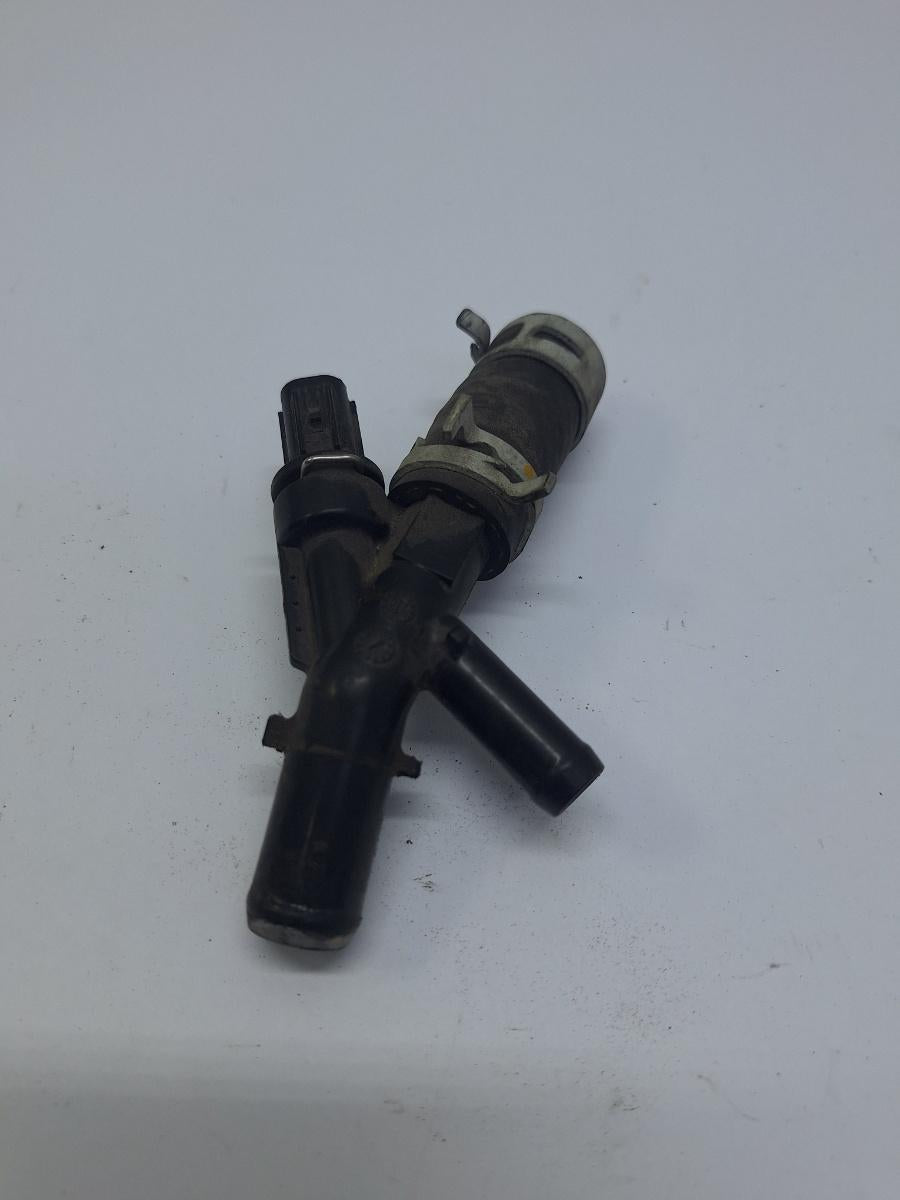Flansa lichid racire TOYOTA COROLLA _E21_ 2018 -> 1.8 Hybrid 2ZR-FXE 89422-47010