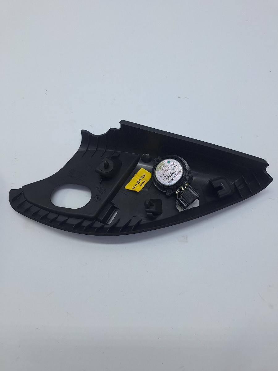Difuzor de inalta frecventa portiera fata dreapta fata SKODA OCTAVIA III 5E3, NL3, NR3 2012 -> 2.0 TDI CKFC, CRMB, CYKA, DFFA 5E0837974