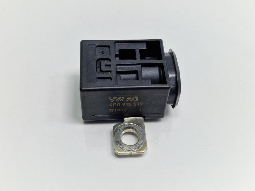 Capsa pirotehnica baterie AUDI A6 IV Avant 4G5, C7, 4GD 2011 - 2018 2.0 TDI CSUD, DDCB VAG 4F0915519
