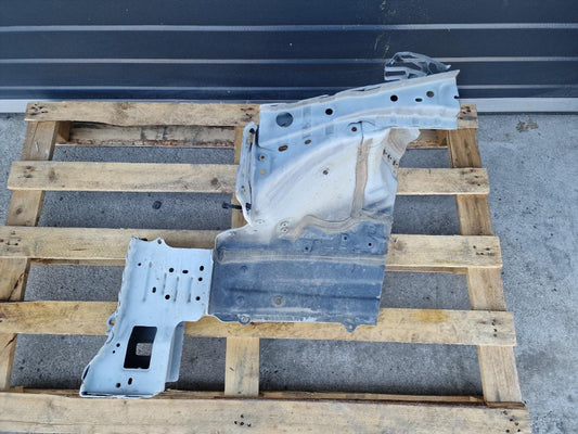 Alte piese de caroserie stanga TOYOTA PRIUS _W3_ 2008 -> 1.8 Hybrid 2ZR-FXE