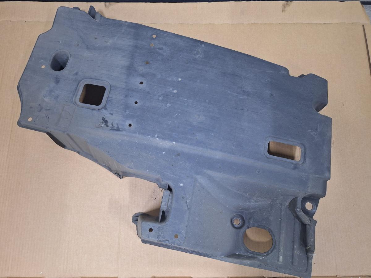 Protectie sub caroserie/scut stanga spate TOYOTA COROLLA _E21_ 2018 -> 1.8 Hybrid 2ZR-FXE 5762802170