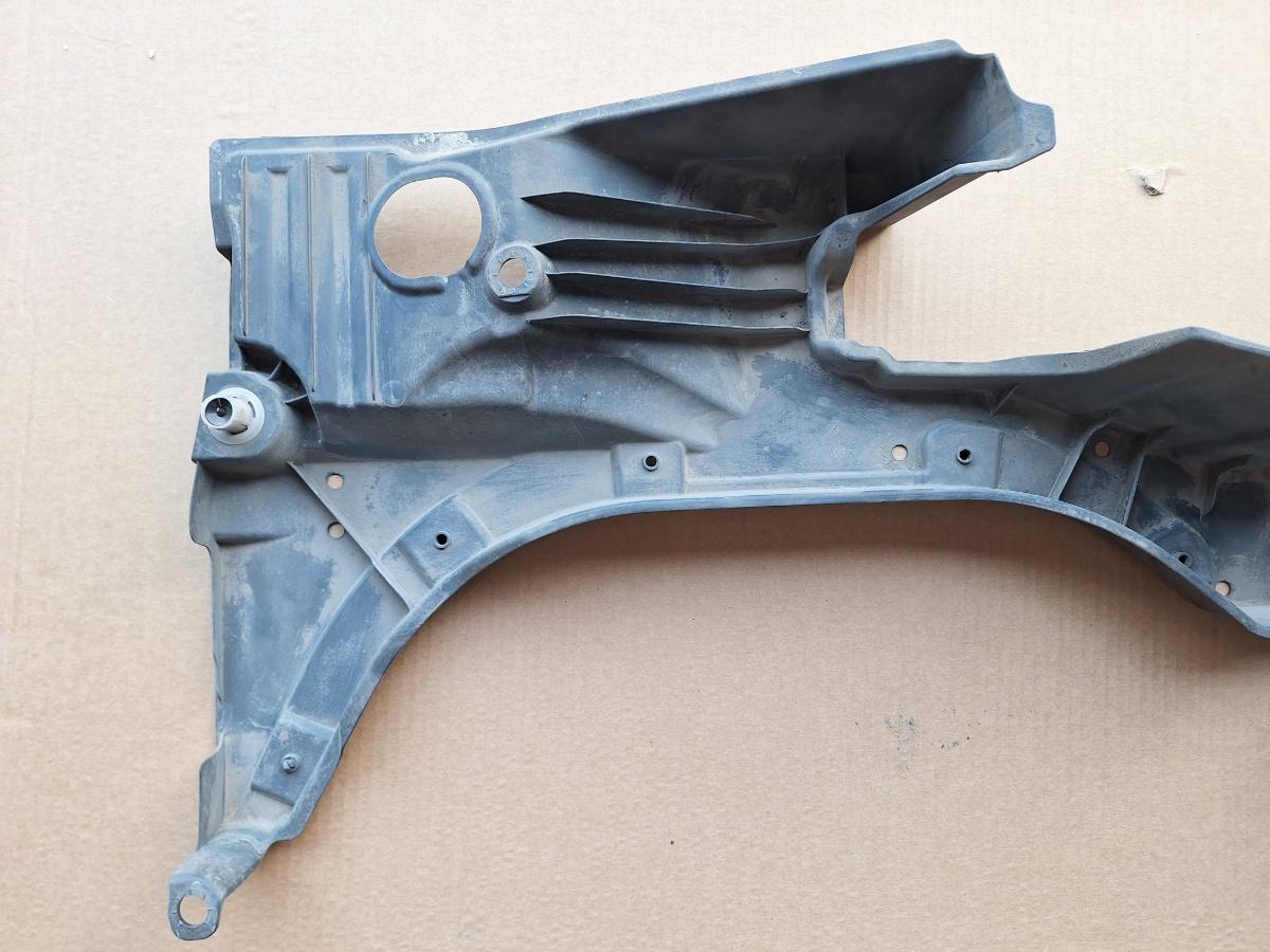 Scut de protectie sub caroserie portbagaj dreapta spate TOYOTA COROLLA _E21_ 2018 -> 1.8 Hybrid 2ZR-FXE 57627-02160