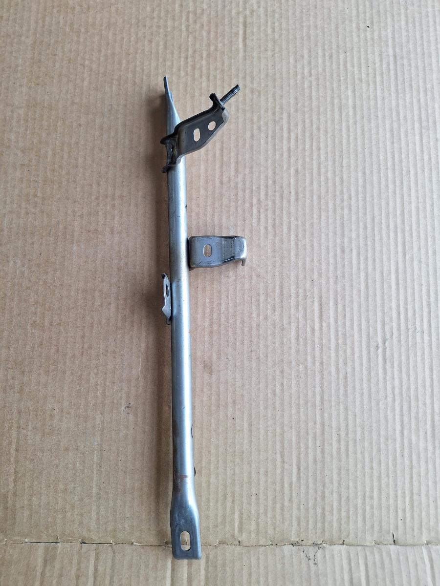 Suport dreapta tranersa plansa bord TOYOTA COROLLA _E21_ 2018 -> 1.8 Hybrid 2ZR-FXE 5530702510