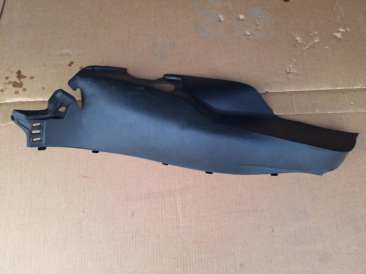 Ornament inferior lateral bancheta stanga spate TOYOTA COROLLA _E21_ 2018 -> 1.8 Hybrid 2ZR-FXE EK-2601304386