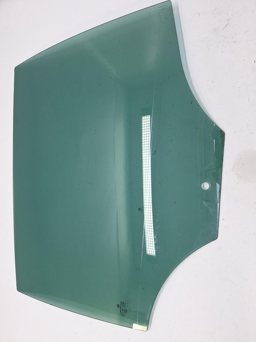 Geam portiera spate dreapta VOLKSWAGEN GOLF PLUS 5M1, 521 2004 - 2013 2.0 TDI BMM SAINT-GOBAIN 43R-001108 5M0845026A