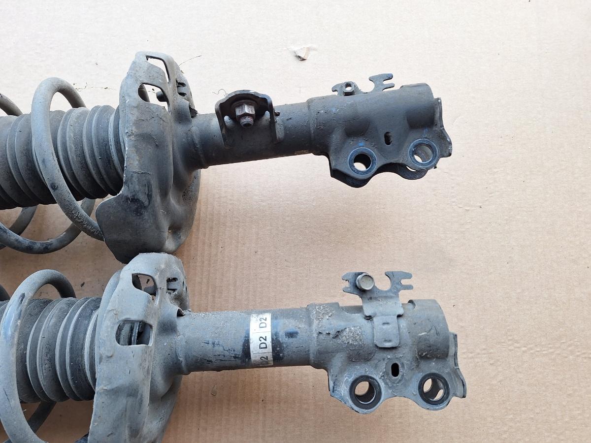 Set arcuri si amortizoare fata TOYOTA COROLLA _E21_ 2018 -> 1.8 Hybrid 2ZR-FXE 481310Z300