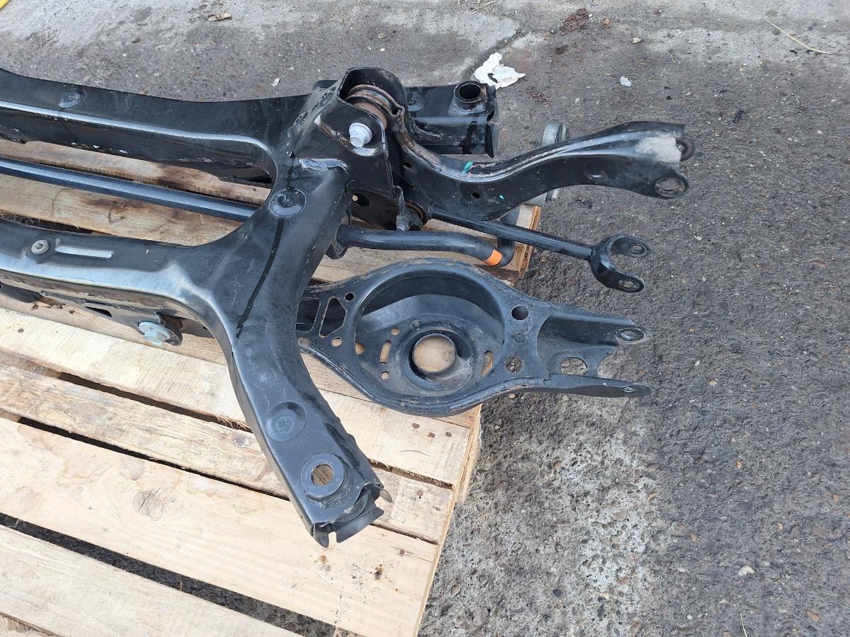 Punte spate TOYOTA COROLLA _E21_ 2018 -> 1.8 Hybrid 2ZR-FXE 48760F4010