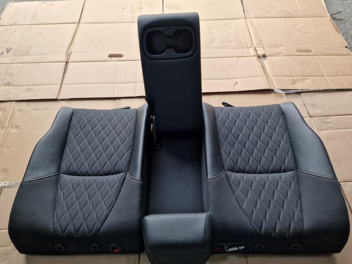Bancheta spate TOYOTA COROLLA _E21_ 2018 -> 1.8 Hybrid 2ZR-FXE 710770ZK71C4