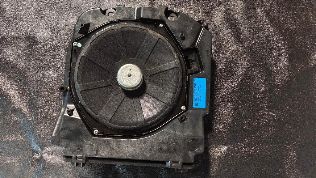 Subwoofer stanga bmw f10 f11 f18 f06 f12 f13 65139169685 9169685 48000202 619289-10 hifi