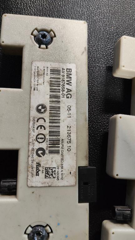 Antena diversity bmw e82 e90 e92 seria 1 seria 3 65209187658 9187658 65206928934 6928934