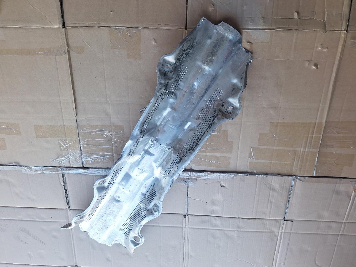 Scut termic teava de esapament VOLKSWAGEN PASSAT Variant 3B6 2000 - 2005 1.9 TDI AVF, AWX 3B0804160C