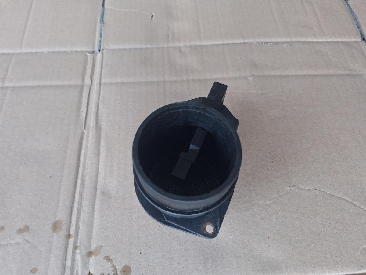 Debitmetru VOLKSWAGEN PASSAT Variant 3B6 2000 - 2005 1.9 TDI AVF, AWX BOSCH 0280217529 071906461A