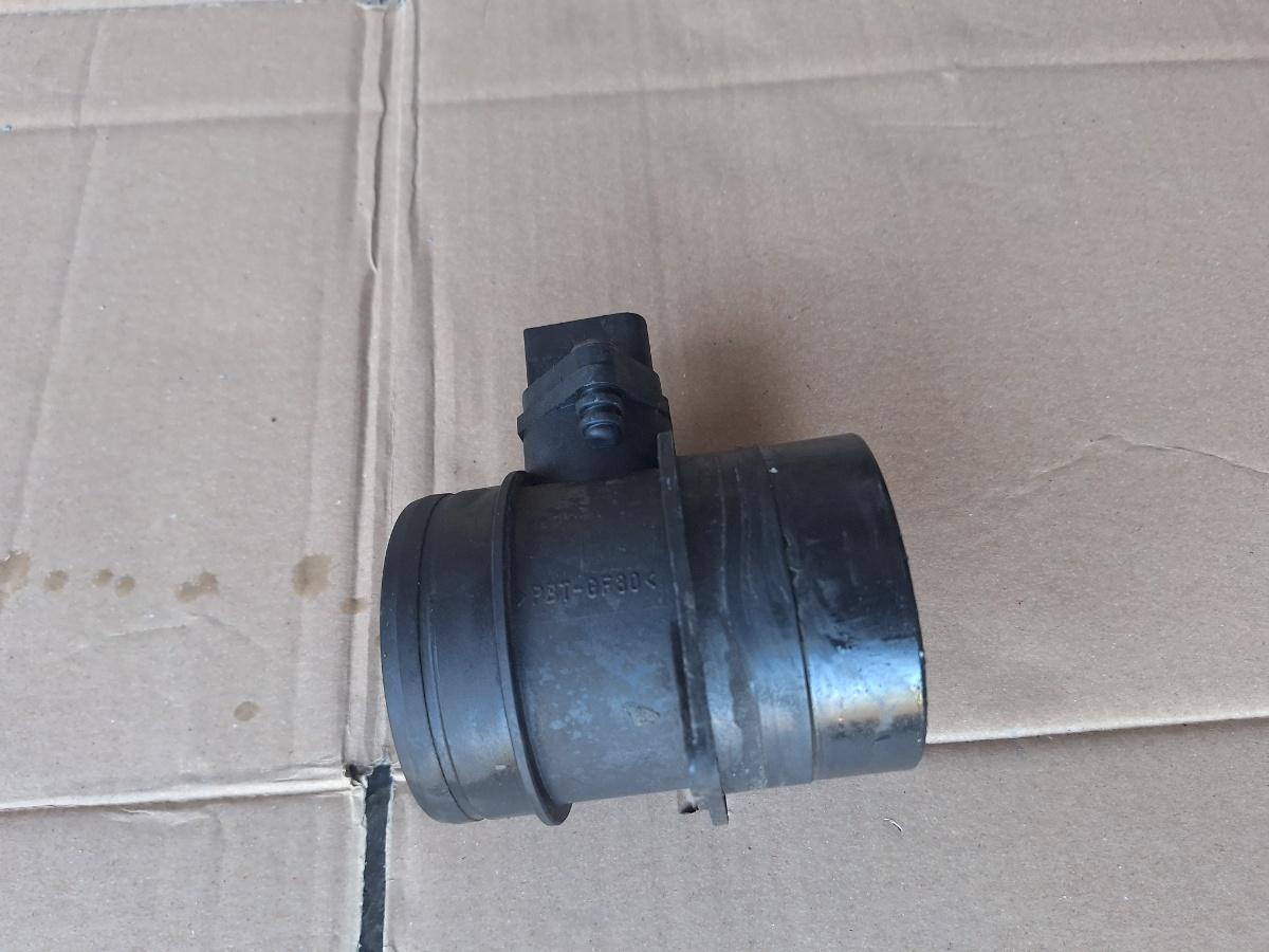 Debitmetru VOLKSWAGEN PASSAT Variant 3B6 2000 - 2005 1.9 TDI AVF, AWX BOSCH 0280217529 071906461A