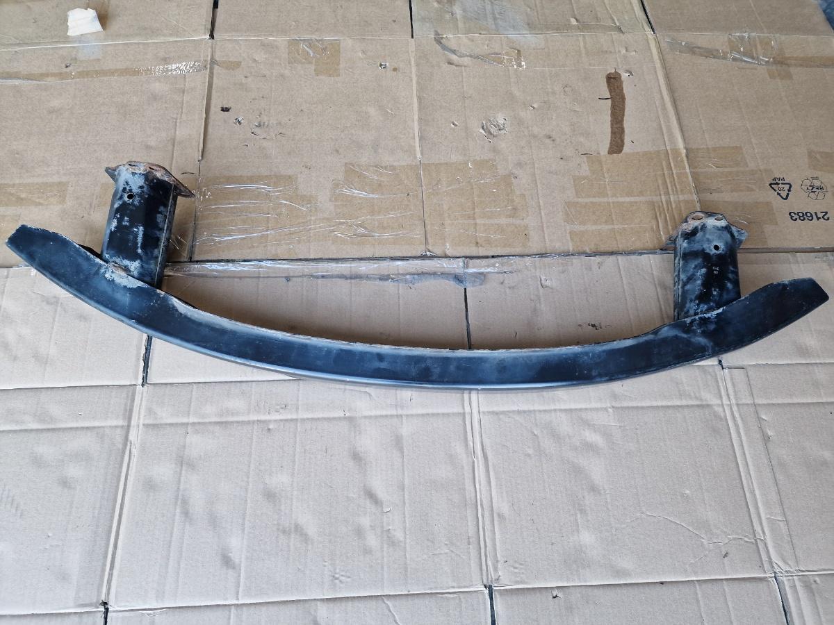 Armatura bara de protectie fata VOLKSWAGEN PASSAT Variant 3B6 2000 - 2005 1.9 TDI AVF, AWX 3B0807109A