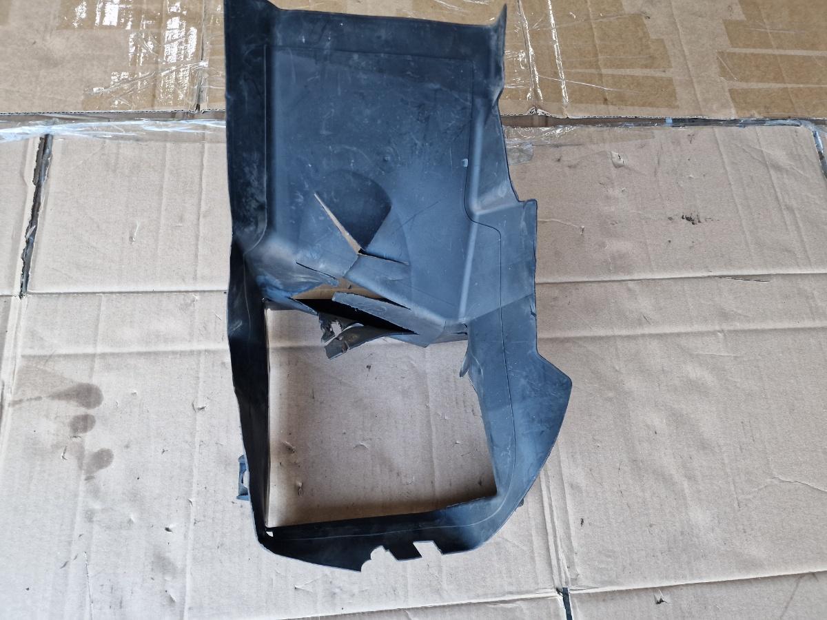 Deflector aer intercooler VOLKSWAGEN PASSAT Variant 3B6 2000 - 2005 1.9 TDI AVF, AWX 3B0121467C