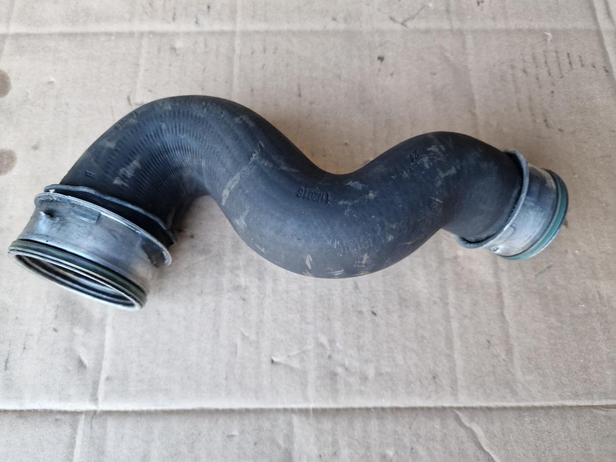 Furtun intercooler VOLKSWAGEN PASSAT Variant 3B6 2000 - 2005 1.9 TDI AVF, AWX 3B0145828G