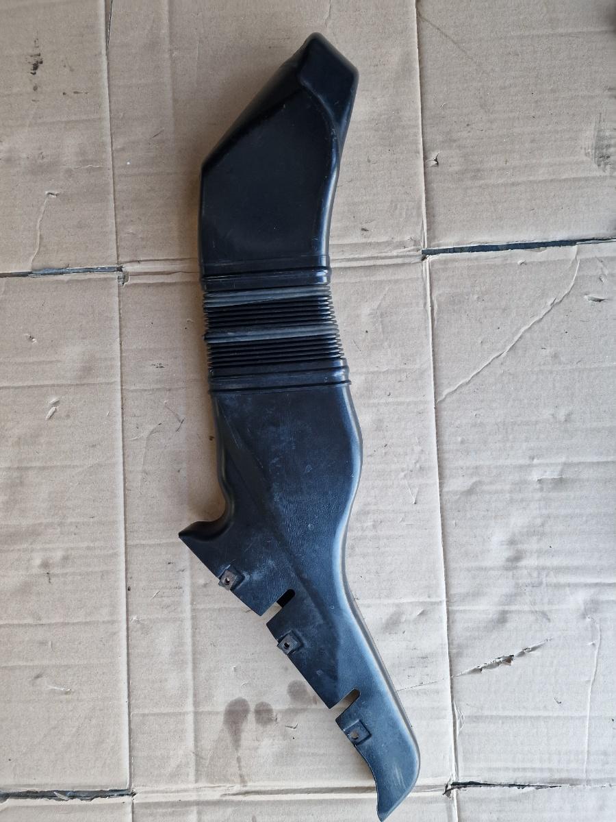 Furtun admisie aer VOLKSWAGEN PASSAT Variant 3B6 2000 - 2005 1.9 TDI AVF, AWX 3B0129617G , 3B0122617D