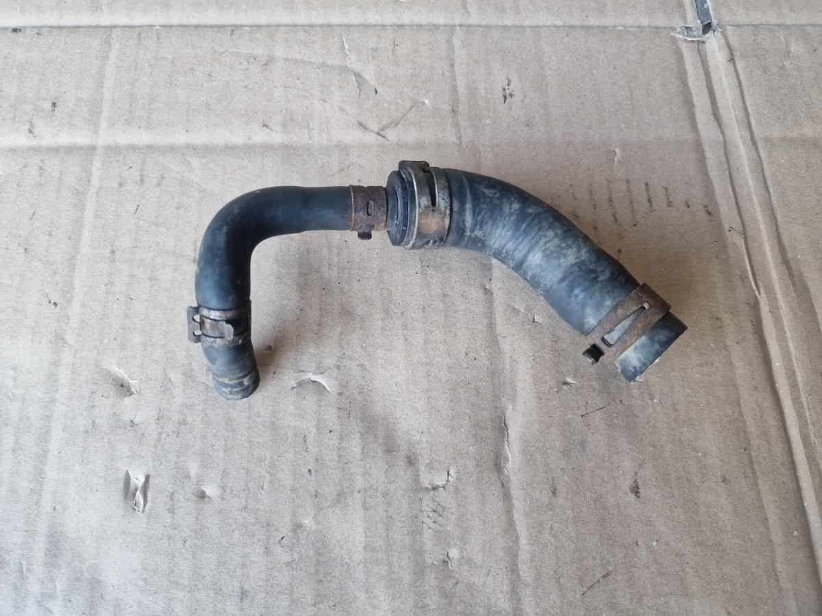 Furtun apa VOLKSWAGEN PASSAT Variant 3B6 2000 - 2005 1.9 TDI AVF, AWX 8D0203515