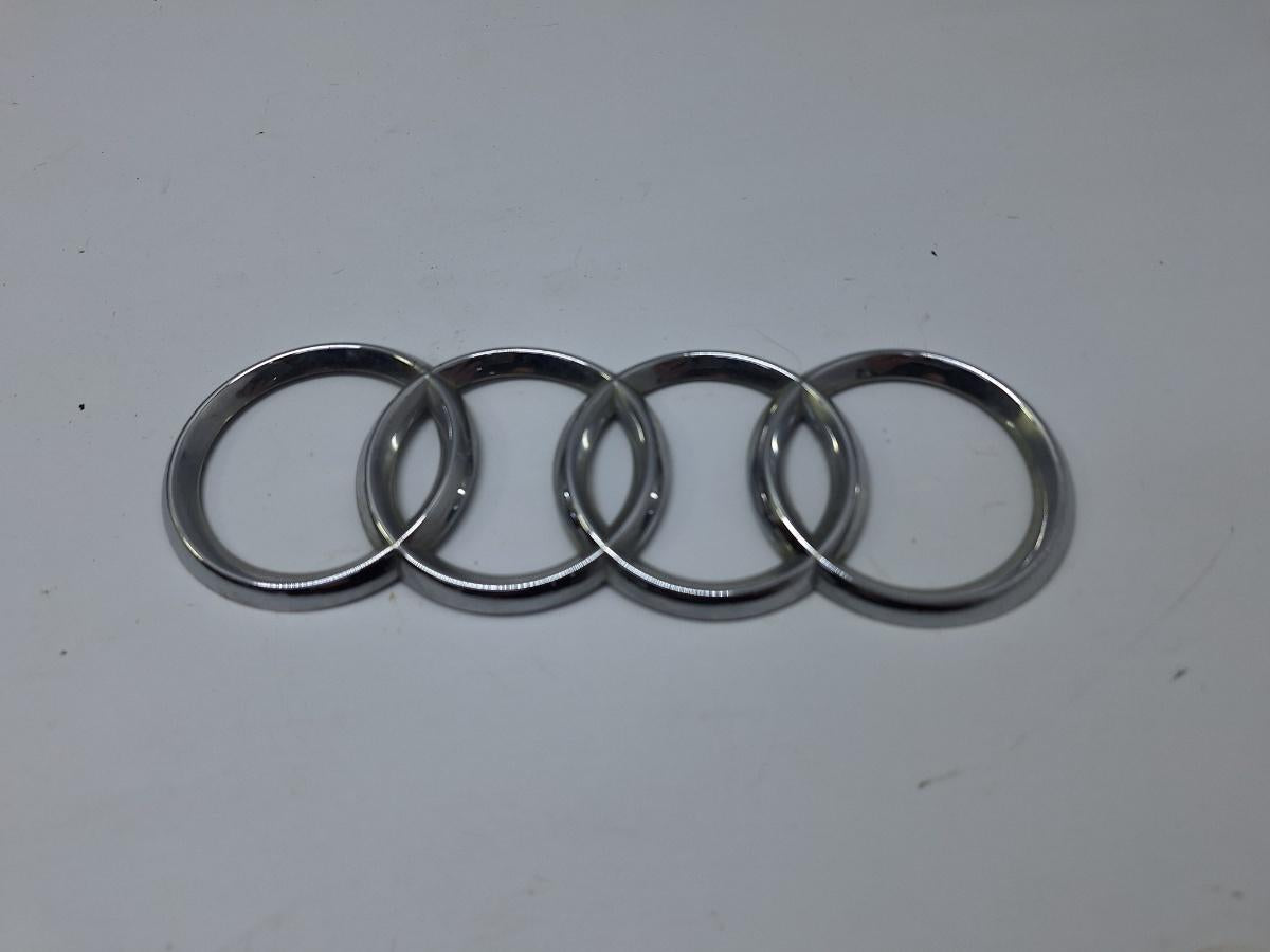 Sigla / Emblema haion AUDI A4 IV Avant 8K5, B8 2007 - 2015 2.0 TDI CAGA 8K9853742