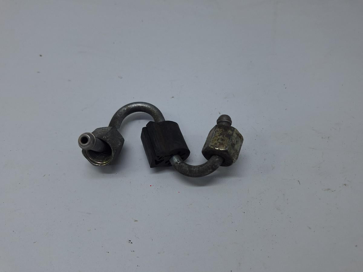 Conducta de alimentare cilindru 1 VOLKSWAGEN PASSAT 365 2010 - 2014 2.0 TDi BlueMotion CFFB 03L130301AR