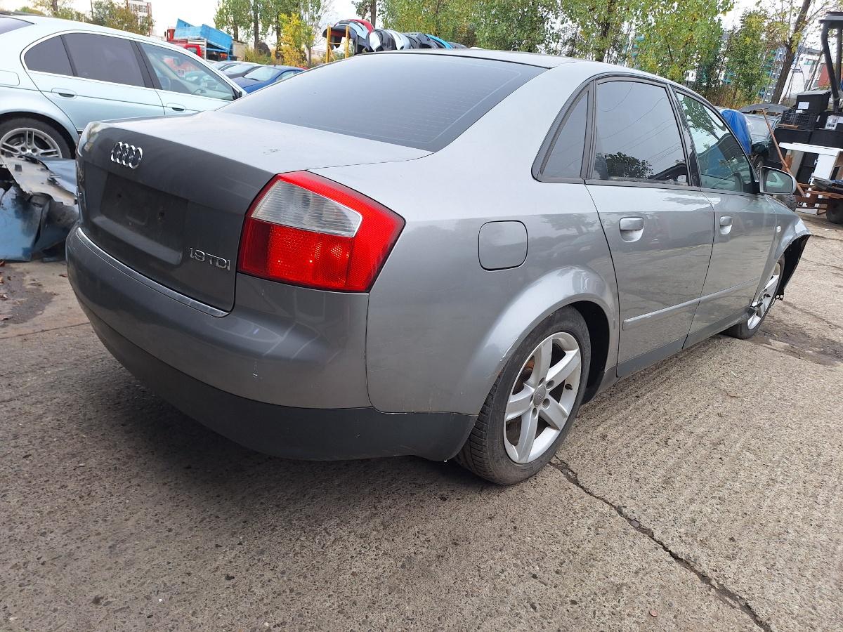 Dezmembrez AUDI A4 II 8E2, B6 2002 1.9 TDI AVB 74KW|101HP