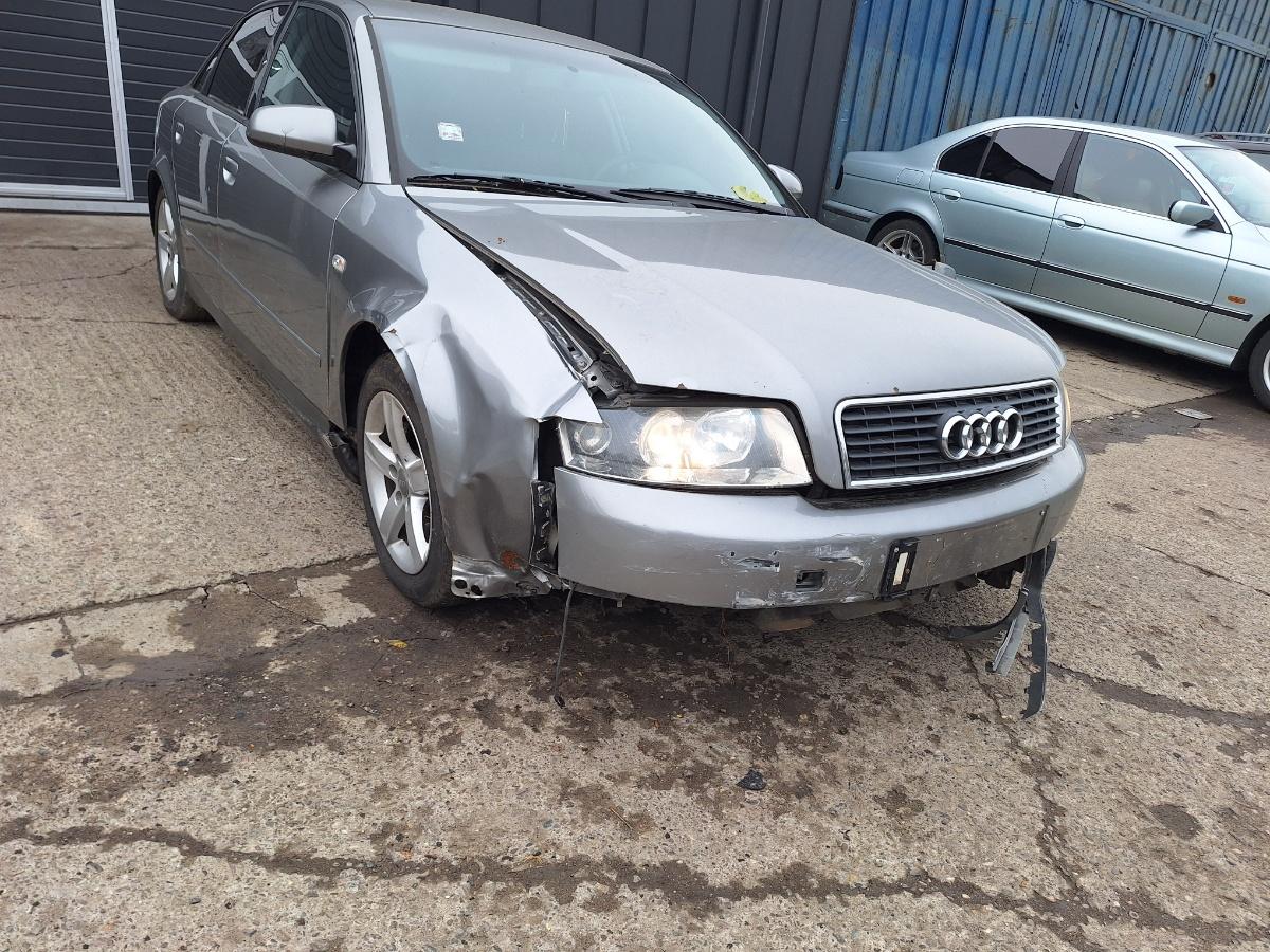 Dezmembrez AUDI A4 II 8E2, B6 2002 1.9 TDI AVB 74KW|101HP