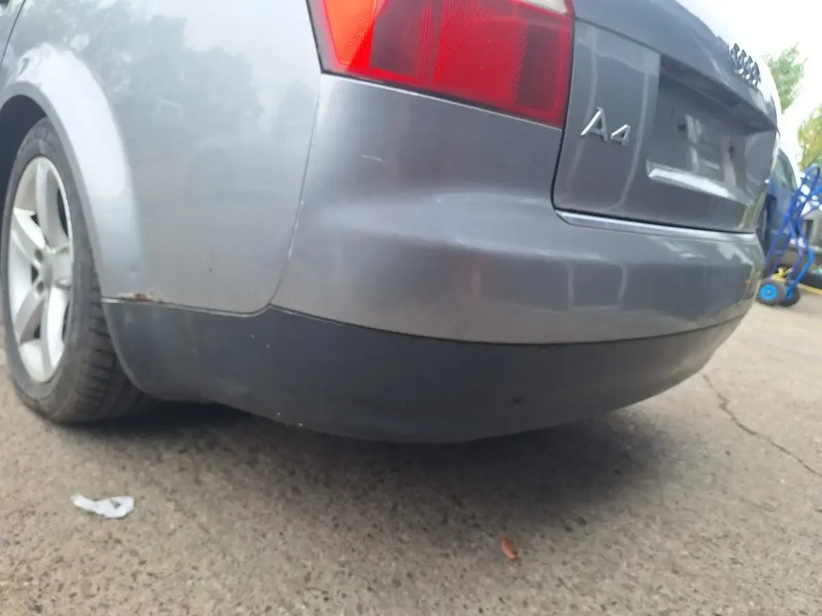 Bara spate gri AUDI A4 II 8E2, B6 2000 - 2005 1.9 TDI AVB LY7Q 8E5807301G